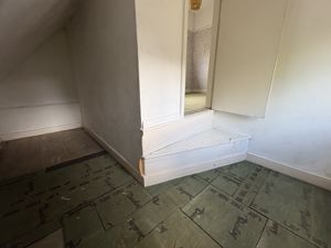 Photo 14- click for photo gallery